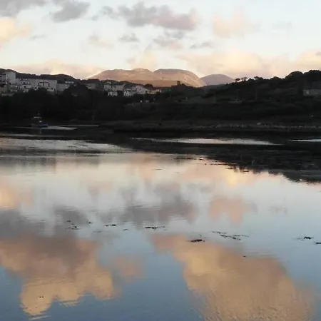 Glen Holiday Cottages, Clifden, County Galway - 3 Bedrooms Sleeps 5 클리프덴